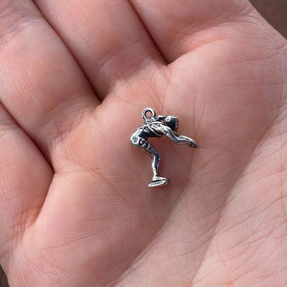 Vintage 925 Sterling Silver Diver Swimming Pool 3D Pendant Bracelet Charm - Picture 1 of 3